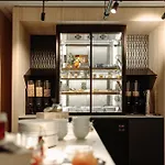 Dips&drops - The First Bike And Hub 플라차우