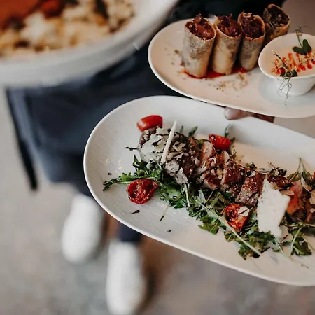 Dips&drops - The First Bike And Hub フラッハウ