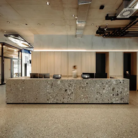 Dips&drops - The First Bike And Hub Hotel 4*