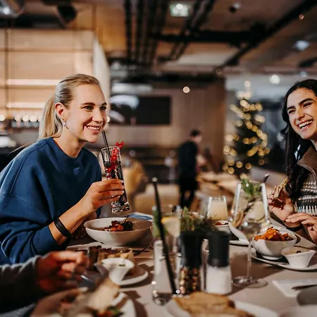 Dips&drops – The First Bike And Hub Hotel Flachau