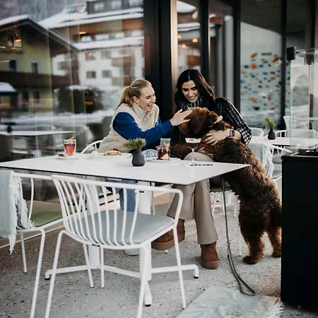 ホテル Dips&drops - The First Bike And Hub フラッハウ