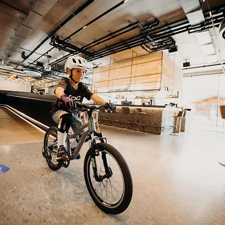 Dips&drops - The First Bike And Hub