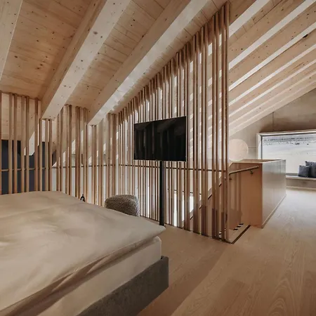 Dips&drops - The First Bike And Hub 4*