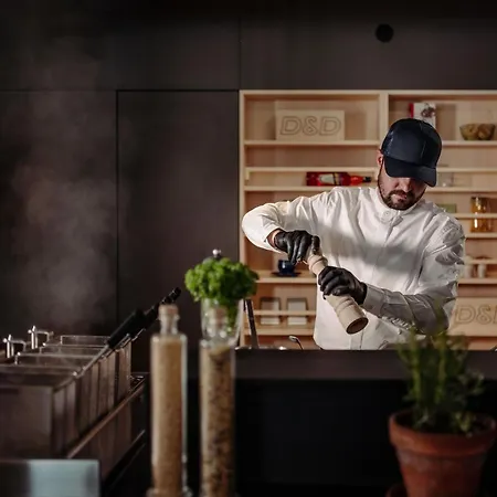 Dips&drops - The First Bike And Hub Hotel 4*