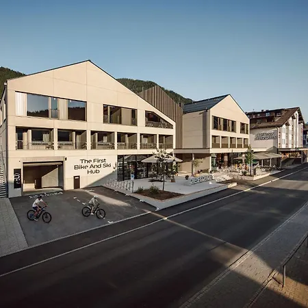 Dips&drops – The First Bike And Hub Flachau