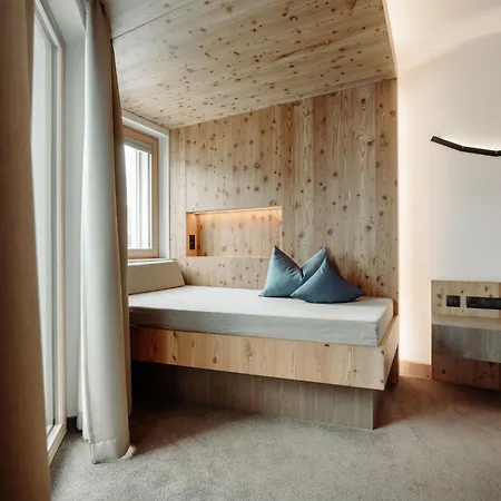 Dips&drops - The First Bike And Hub Hotel Flachau