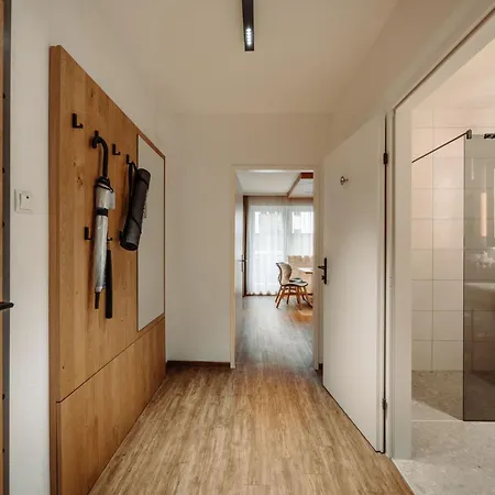 Dips&drops - The First Bike And Hub 4*