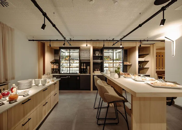 Dips&drops - The First Bike And Hub Hotell
