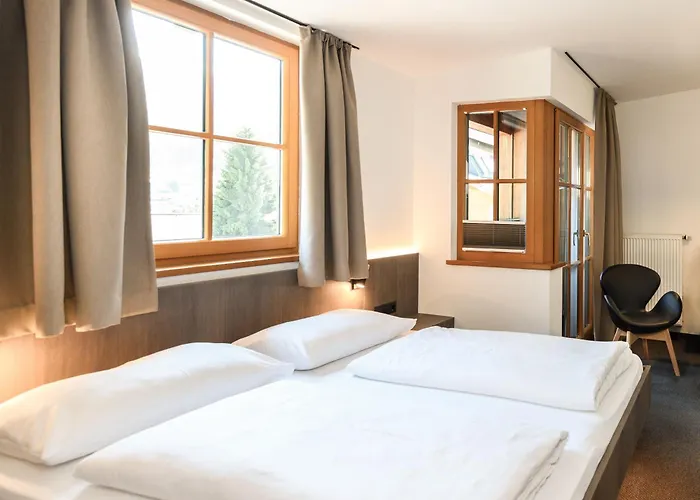 Hotell Dips&drops - The First Bike And Hub 4*